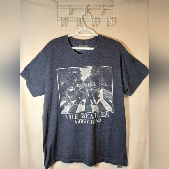 OLD NAVY Collectabilitees Beatles ABBY ROAD XL SHORT SLEEVE T-SHIRT Gray - Picture 1 of 6